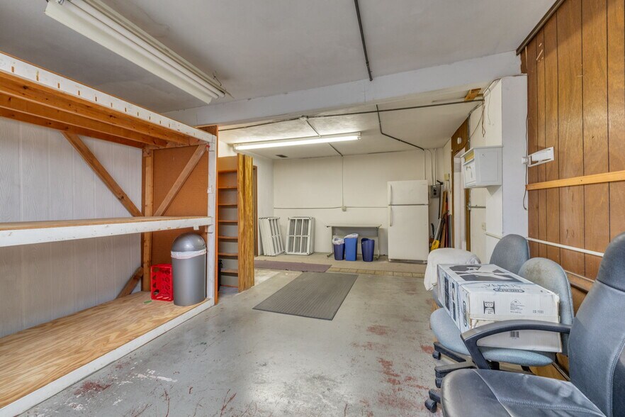 More Photos Of 2865 E Bay Dr, Largo General Retail For Sale