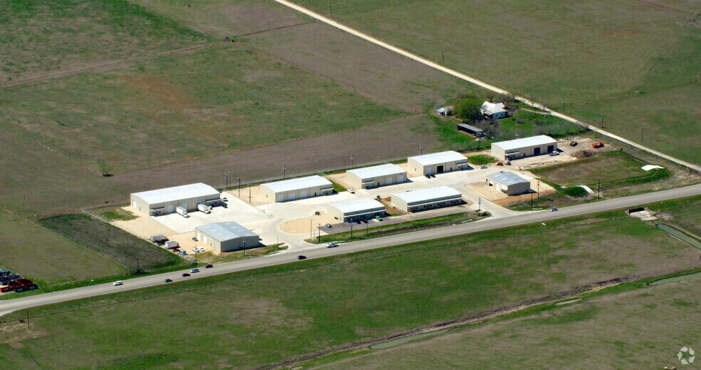 More Photos Of 5040 State Highway 123, San Marcos Warehouse For Lease