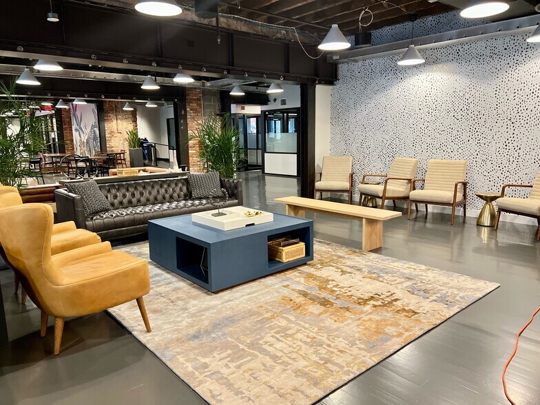 More Photos Of 718 7th St NW, Washington Office Residential For Lease