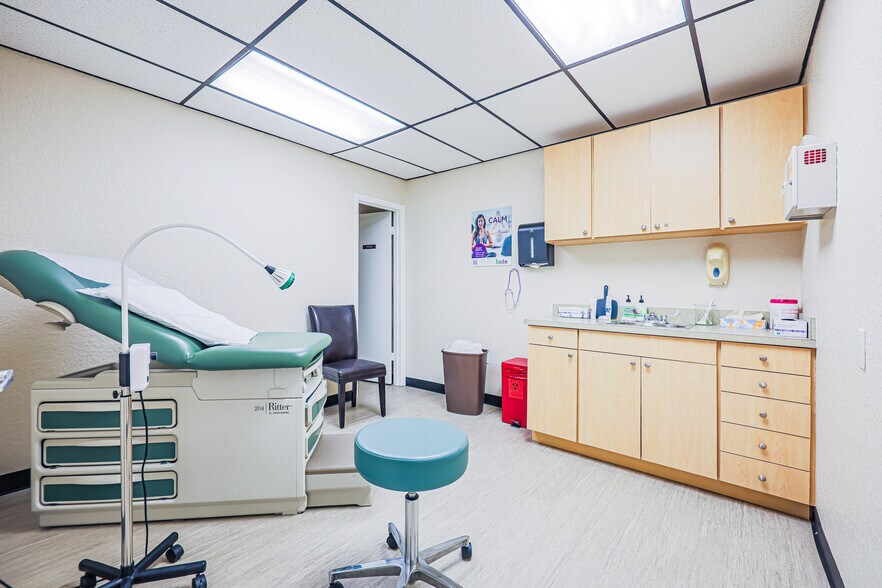 More Photos Of 255 Fortenberry Rd, Merritt Island Medical For Sale