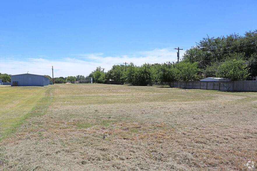 Primary Photo Of I-35 & Austin St, Sanger Land For Sale