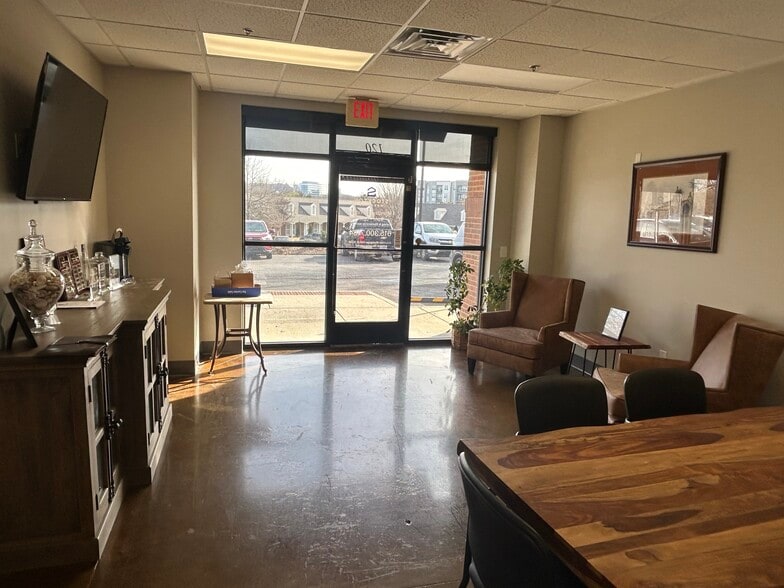 More Photos Of 3333 Aspen Grove Dr, Franklin Office For Sale