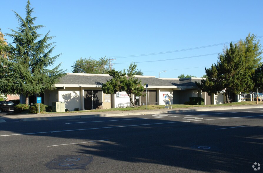Primary Photo Of 6560 Greenback Ln, Citrus Heights Medical For Sale