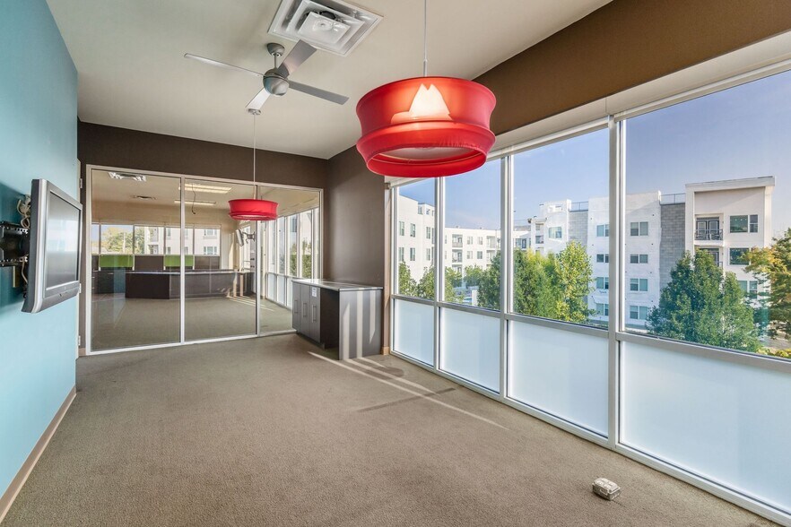 More Photos Of 9039 Antares Ave, Columbus Medical For Lease