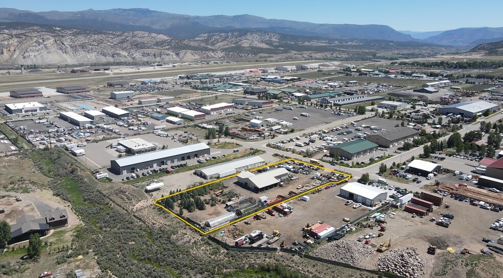 Primary Photo Of 214 Spring Creek, Gypsum Warehouse For Lease