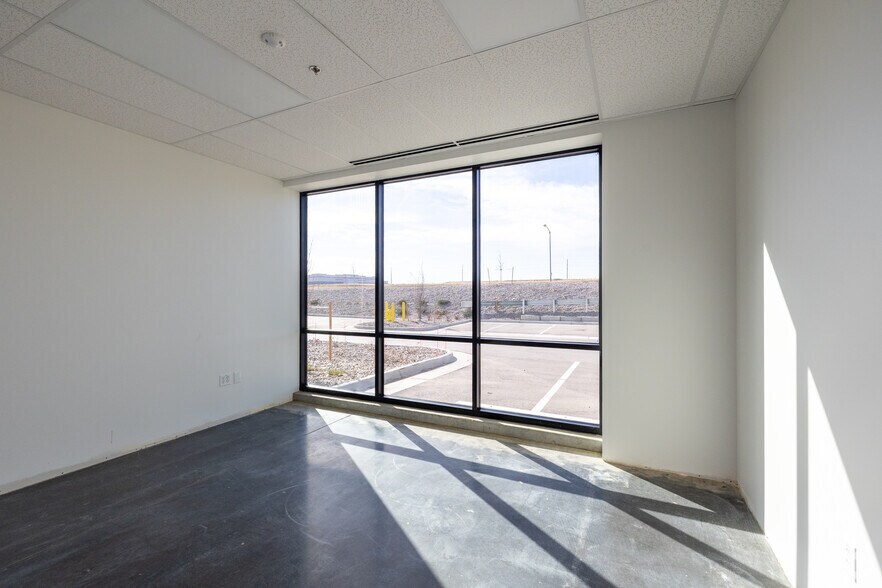 More Photos Of 20600 E 35th Dr, Aurora Industrial For Lease