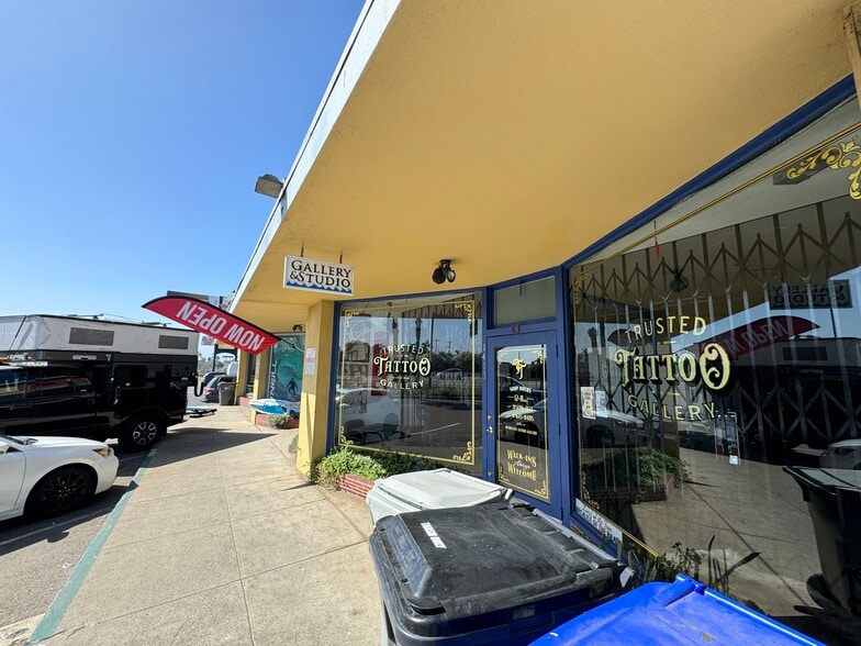 More Photos Of 1409-1413 N Coast Hwy, Oceanside Storefront For Lease