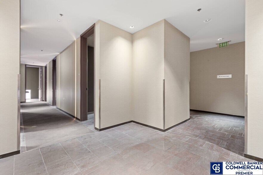 More Photos Of 4381 W Flamingo Rd, Las Vegas Hotel For Lease