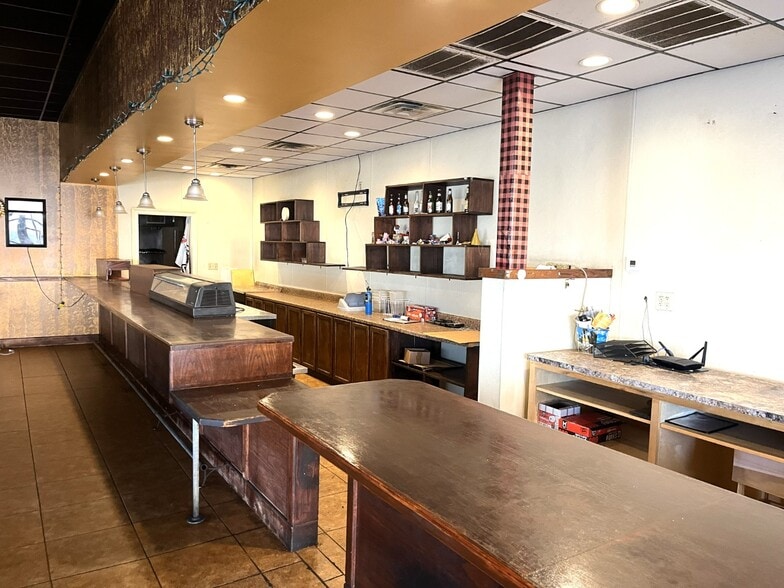 More Photos Of 4397 Sunset Dr, San Angelo Storefront For Lease