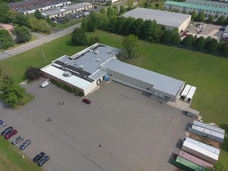 More Photos Of 8 Minneakoning Rd, Flemington Warehouse For Sale