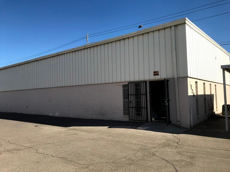 More Photos Of 3106 W Lincoln St, Phoenix Warehouse For Lease