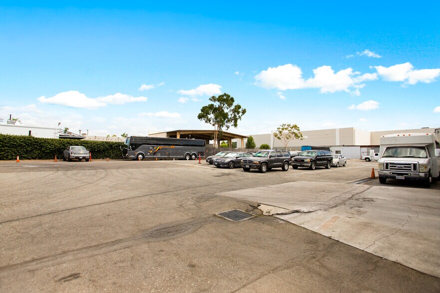 More Photos Of 13610 Western Ave, Gardena Land For Lease