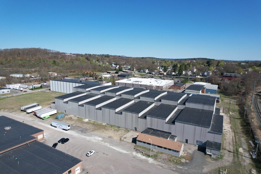 More Photos Of 30 Pullman St, Worcester Warehouse For Lease