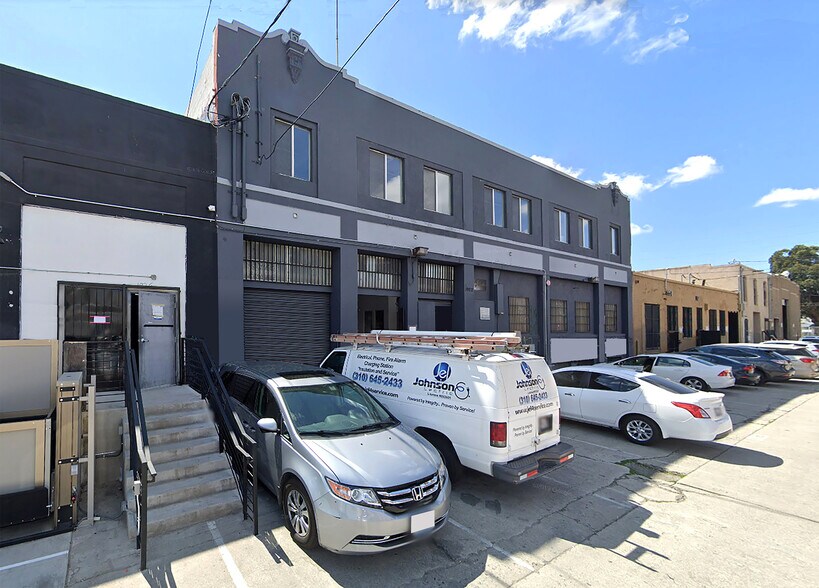 Primary Photo Of 1922 E 7th Pl, Los Angeles Light Manufacturing For Lease