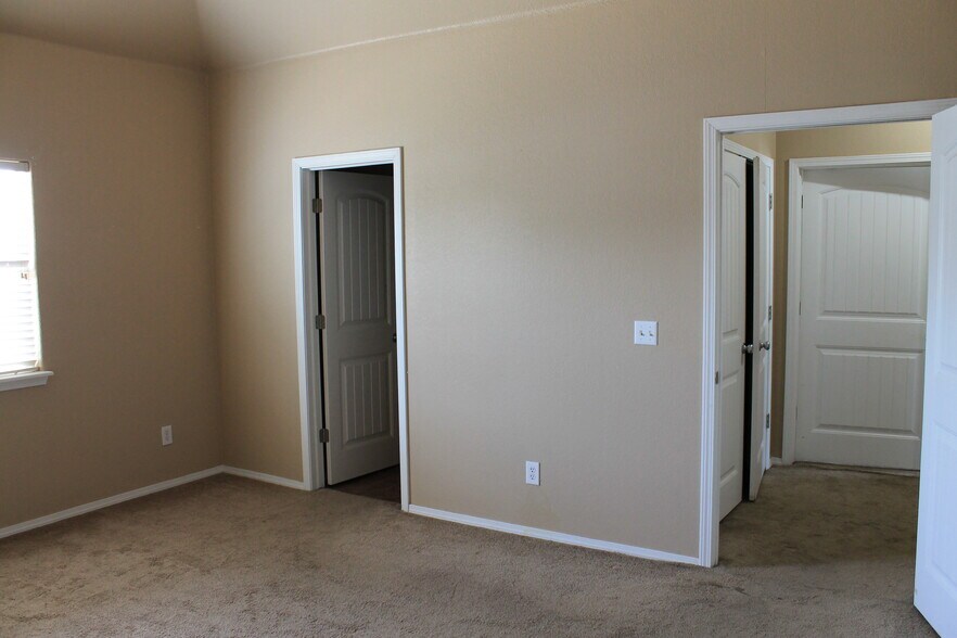 More Photos Of 7295 E HWY 270, Mcalester Apartments For Sale