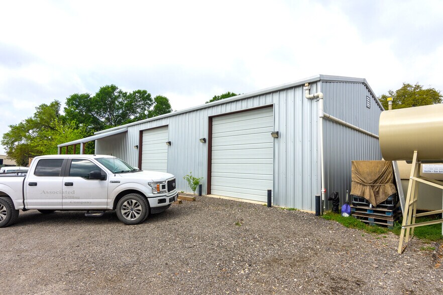 More Photos Of 2520 W Highway 290, Dripping Springs Light Manufacturing For Sale
