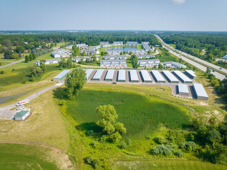 More Photos Of 7475 Torrey Rd, Swartz Creek Self Storage For Sale