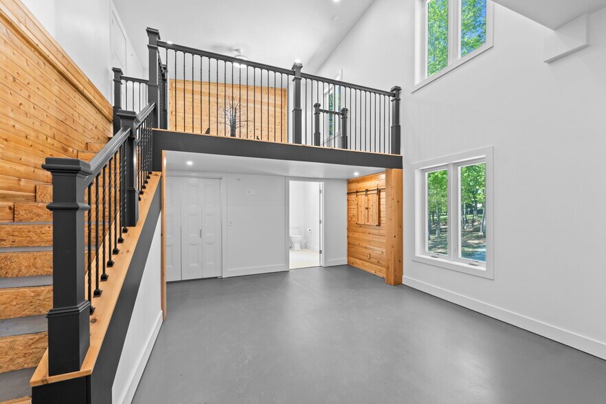 More Photos Of 18649 & 18645 Saddle Shop Ln, Springdale Lodge Meeting Hall For Sale