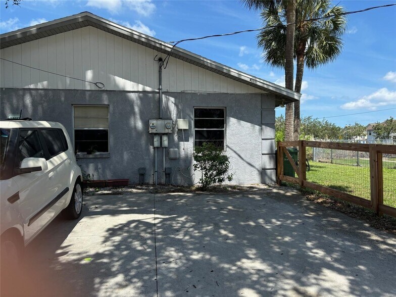 More Photos Of , Sarasota Multifamily For Sale