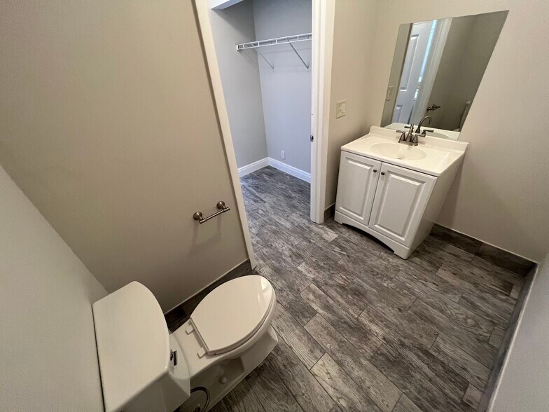More Photos Of 1801 N Congress Ave, West Palm Beach Apartments For Sale