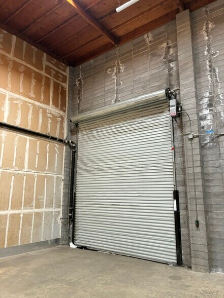More Photos Of 3450 3rd St, San Francisco Warehouse For Lease