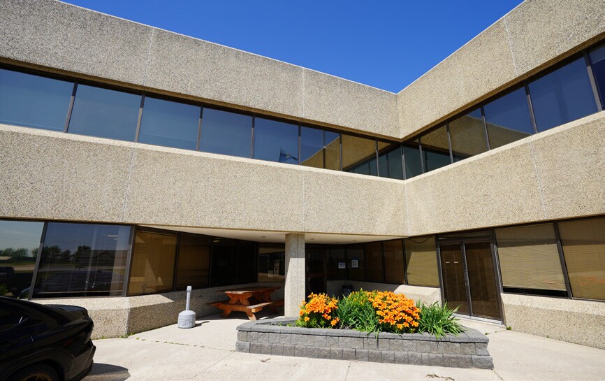 More Photos Of 5201 44 St, Bonnyville Industrial For Sale