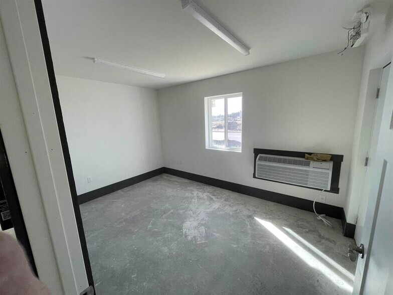 More Photos Of 407 Wengel dr, Reedsburg Light Manufacturing For Lease