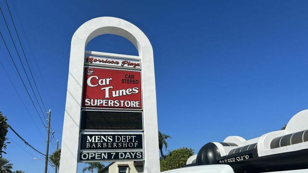 More Photos Of 1110 E Bay Dr, Largo Storefront Retail Office For Lease