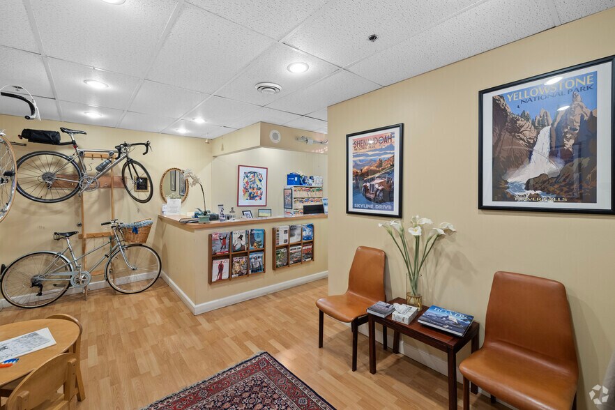 More Photos Of 8216-8218 Wisconsin Ave, Bethesda Medical For Sale