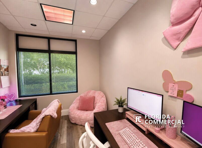 More Photos Of 2300 SE Monterey Rd, Stuart Office For Sale