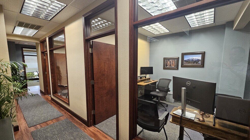 More Photos Of 1104 14th Ave, Longview Office For Lease