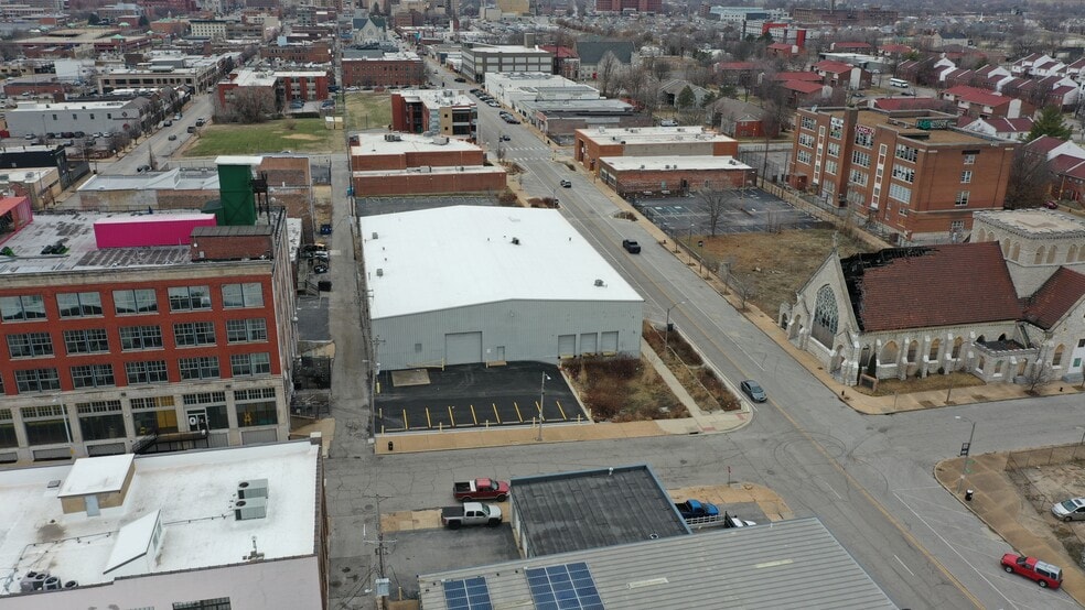 More Photos Of 2800-2810 Washington Ave, Saint Louis Warehouse For Lease