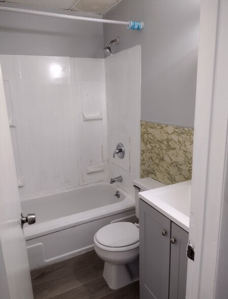 More Photos Of 807 E Main St, Waterbury Apartments For Sale