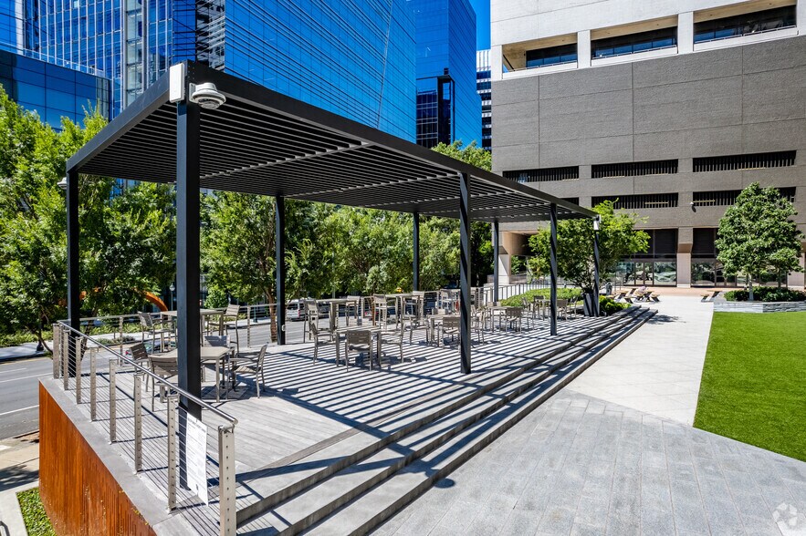 More Photos Of 675 W Peachtree St NW, Atlanta Office For Lease