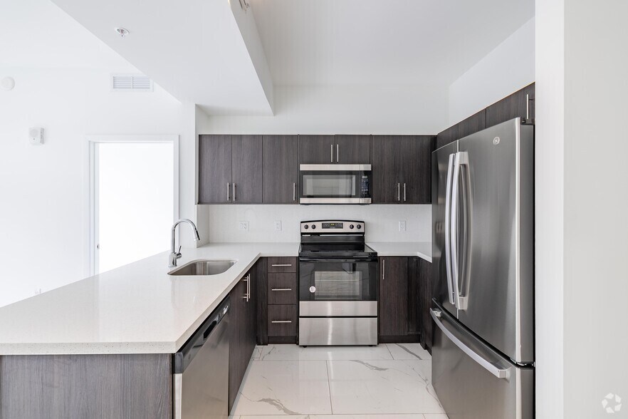 More Photos Of 1 Curtiss Pky, Miami Springs Apartments For Sale