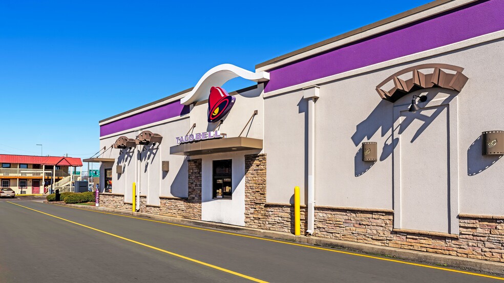 More Photos Of 444 E Thompson Rd, Indianapolis Fast Food For Sale