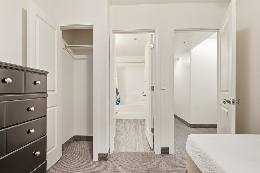More Photos Of 119 N 800 W, Cedar City Apartments For Sale
