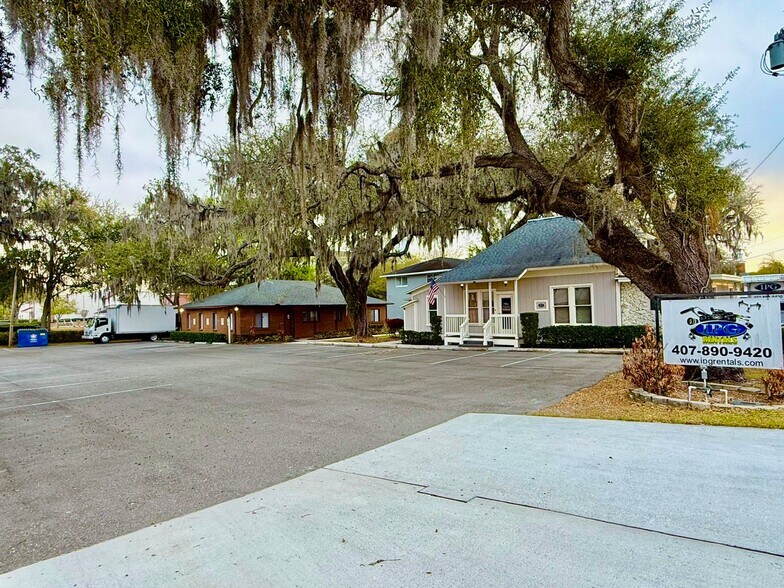 More Photos Of 169 W Broadway St, Oviedo Medical For Lease