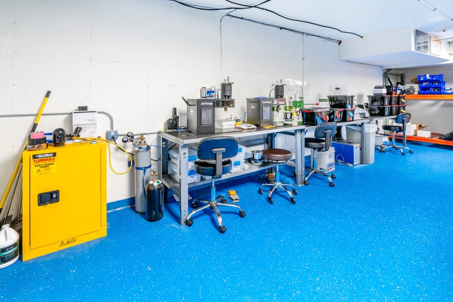 More Photos Of 711 W 8th St, Pueblo Manufacturing For Sale