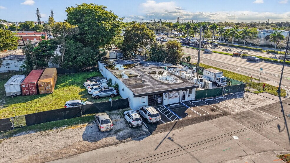 More Photos Of 3928 SW 12th Ct, Fort Lauderdale Manufacturing For Sale