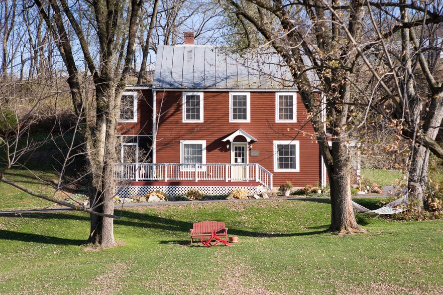 More Photos Of 8079 State Road 259, Lost River Hotel For Sale