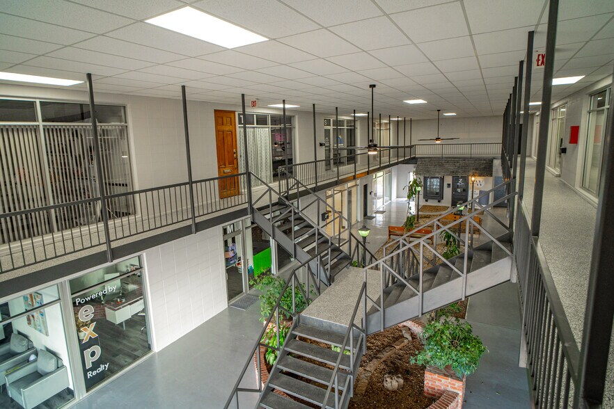 More Photos Of 3433-3455 S Campbell Ave, Springfield Medical For Lease