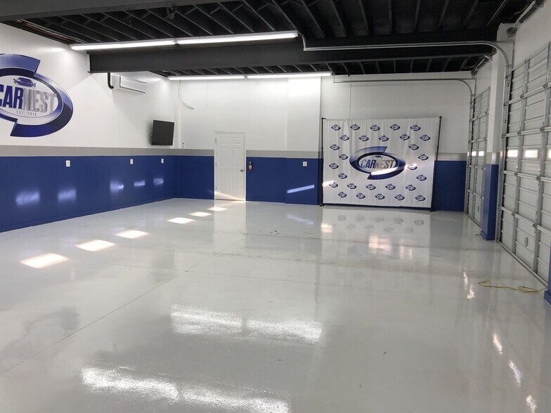 More Photos Of 3000 Liberty Heights Ave, Baltimore Auto Dealership For Lease