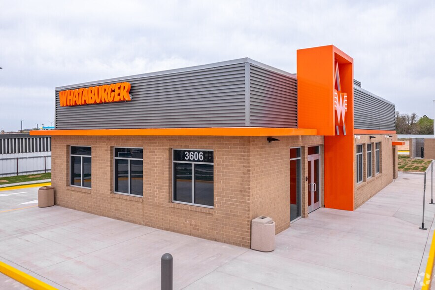 Primary Photo Of 3600 Olton Rd, Plainview Fast Food For Sale