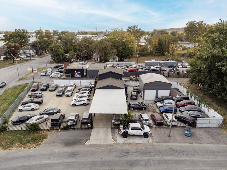 Primary Photo Of 1035 N Kansas Ave, Kansas City Auto Salvage Facility For Sale