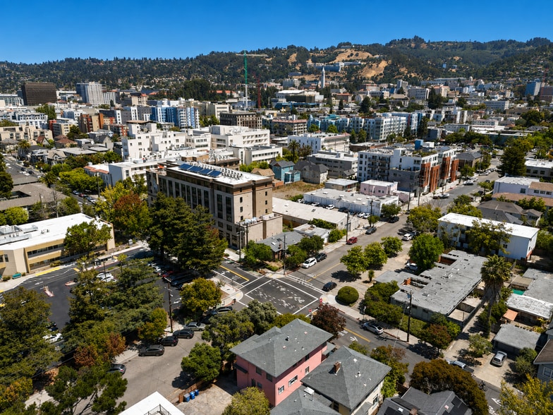 More Photos Of 2520 Milvia St, Berkeley Medical For Sale