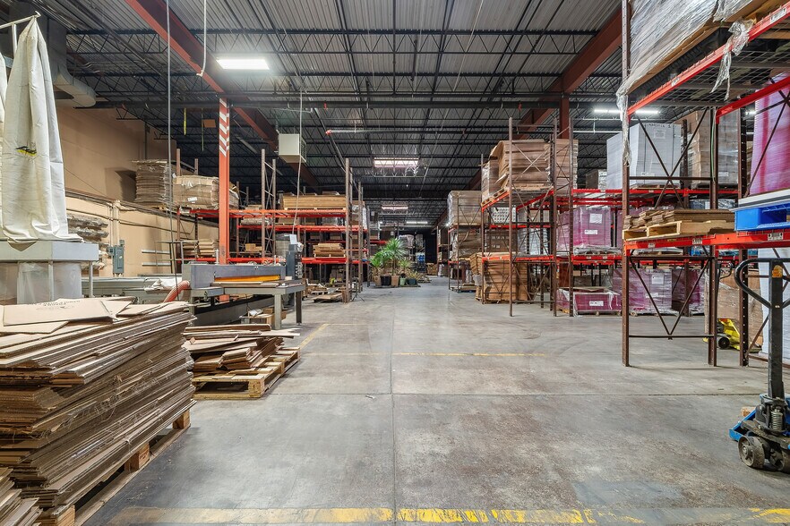 More Photos Of 232 Division St, Kingston Warehouse For Lease