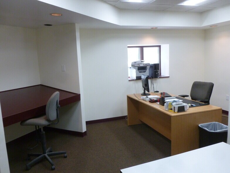 More Photos Of 10 1st St, Lodi Office For Sale