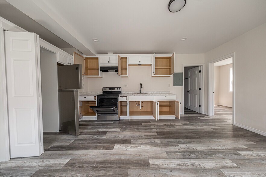 More Photos Of 1116 Oneil Blvd, McKeesport Multifamily For Sale