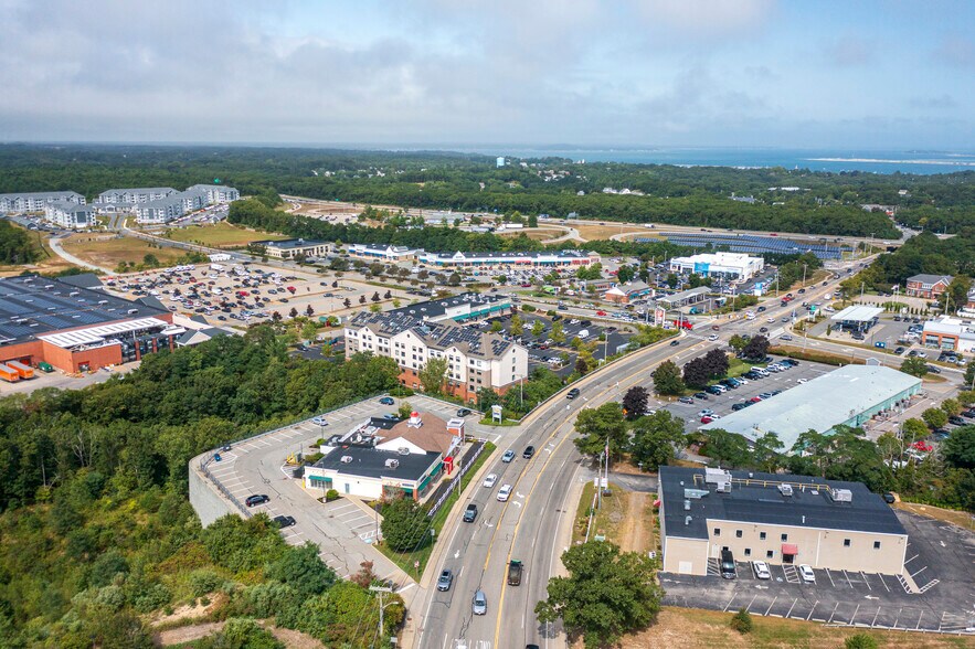 More Photos Of 47-53 Long Pond Rd, Plymouth Restaurant For Lease